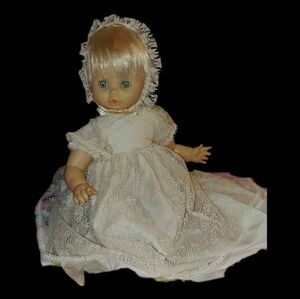 🎁🎁Vintage VICMA Doll🎁🎁